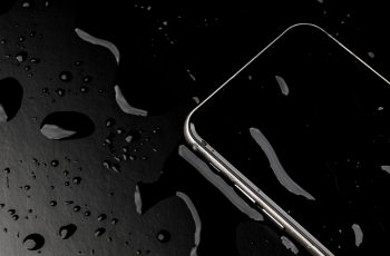 iPhone in het water gevallen? Met deze 3 tips overleeft 'ie het! [2020]